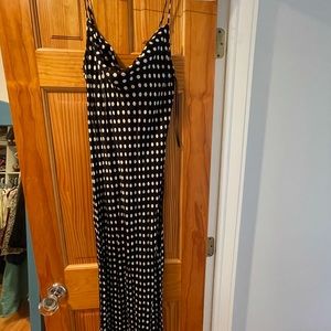 Adorable *never been worn* Zara dress.